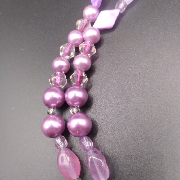 Purple Glas Stones and Glass Pearls Necklace and Earrings Set - Picture 5 of 6